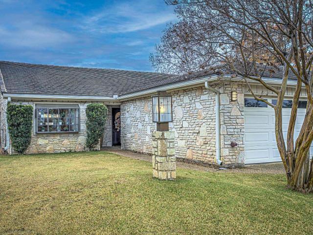 103 Oasis, Unit A, Horseshoe Bay, TX 78657 | MLS #176316