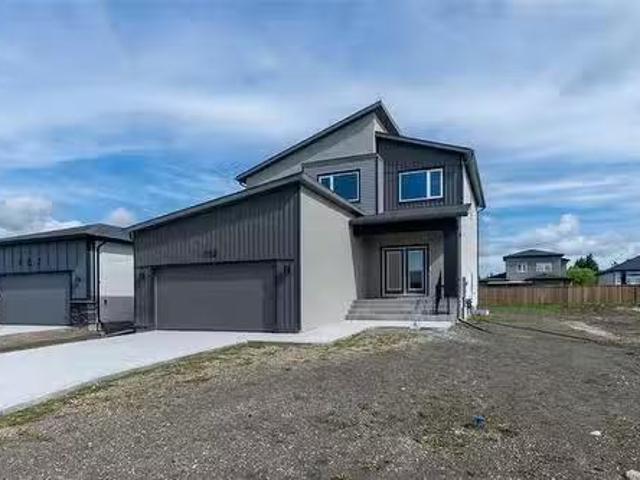 103 Oshanski Pl, West St Paul, MB, R4A 0H6 Luxury House for.