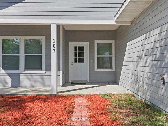 103 Long Rd, Interlachen, FL 32148 | MLS #GC538895