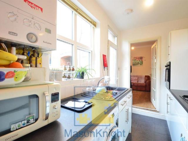 103 Milner Road, Stirchley, B29 7RG, United Kingdom | 3 bed townhouse for rent #136442229 | Rentberry