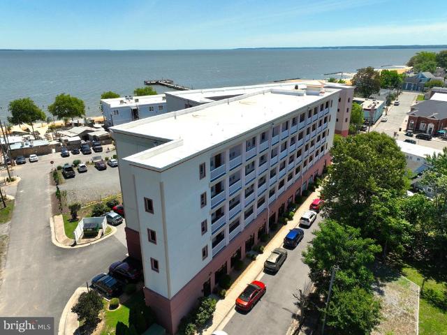 103 N Irving Avenue # 404