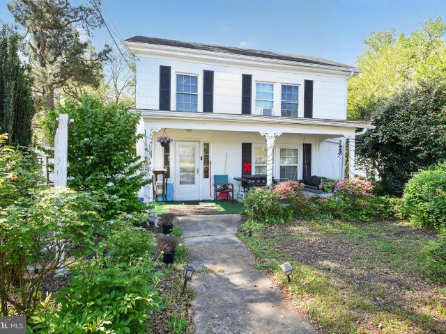 103 Seaboard Ave, La Crosse, VA 23950 | MLS #VAMB2000
