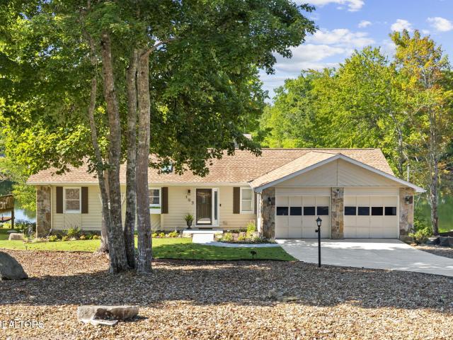 103 Sherwood Circle
