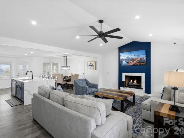 103 Starmount Drive