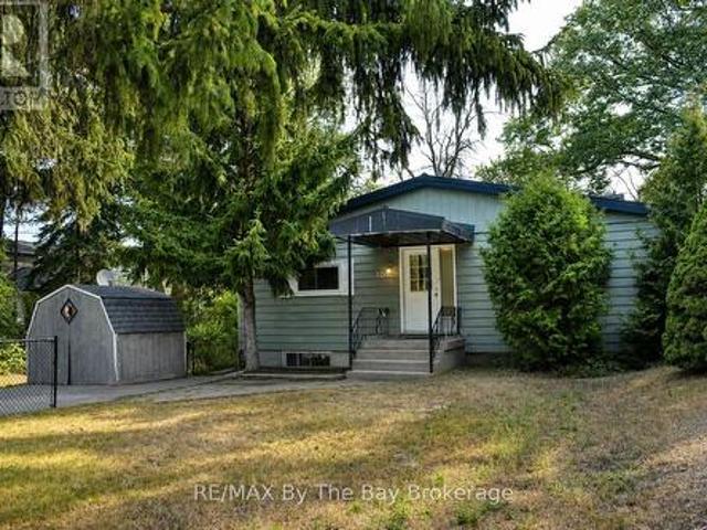 103 Sunnidale Road S, Wasaga Beach, ON, L9Z 2S9 house for sale | Listing ID S13501 | Royal LePage
