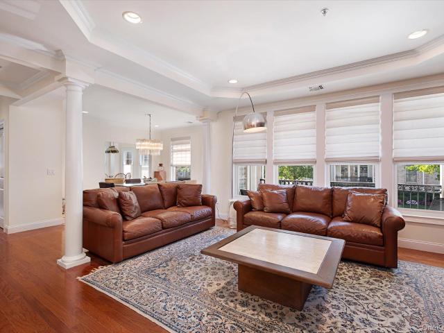 103 Roosevelt Way