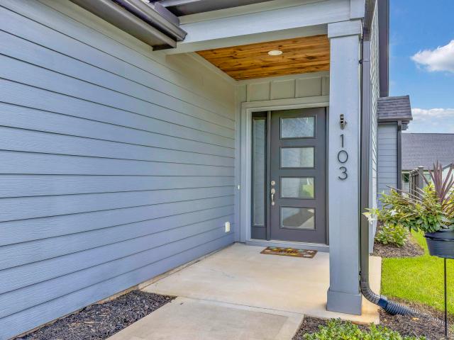 103 Ridan Road