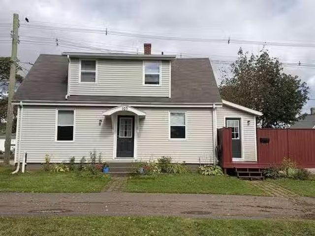 103 Russell Street, Summerside, PE, C1N 2T8 house for sale.