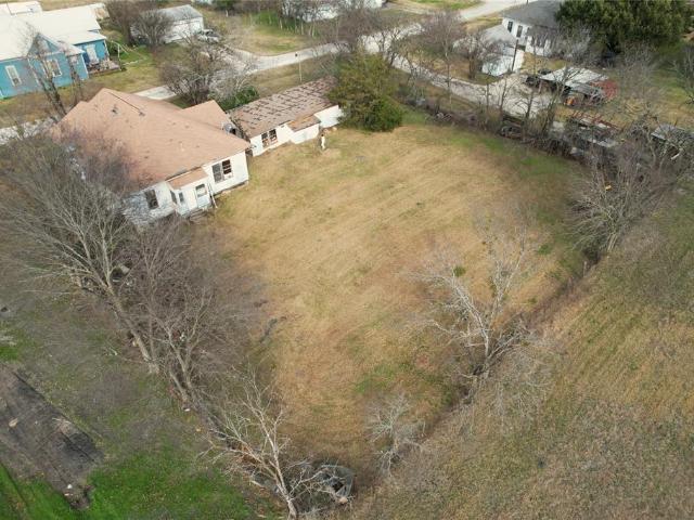 103 W 3rd St, Barry, TX 75102 | MLS #21144