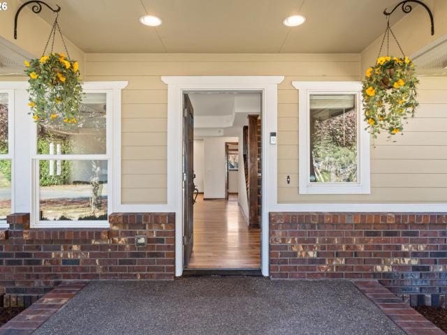 103 w humphrey st
