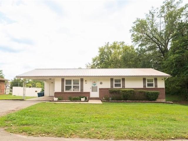 103 W Shawnee St, Bloomfield, MO 63825