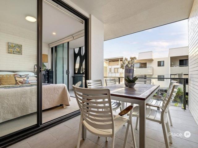 103sqm Boutique Hikari Apartment with Dual Balconies in a Quiet Valley Pocket