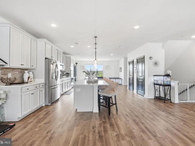 10441 Ratcliffe Trail