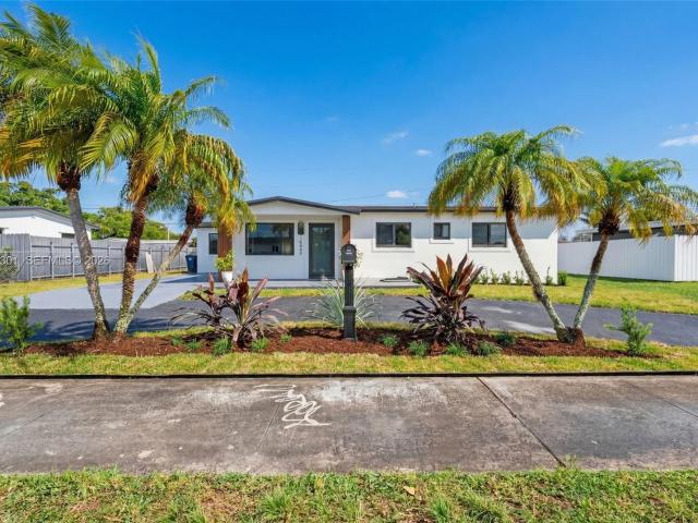 10445 SW 149th Ter, Miami, FL 33176 | MLS #A11991
