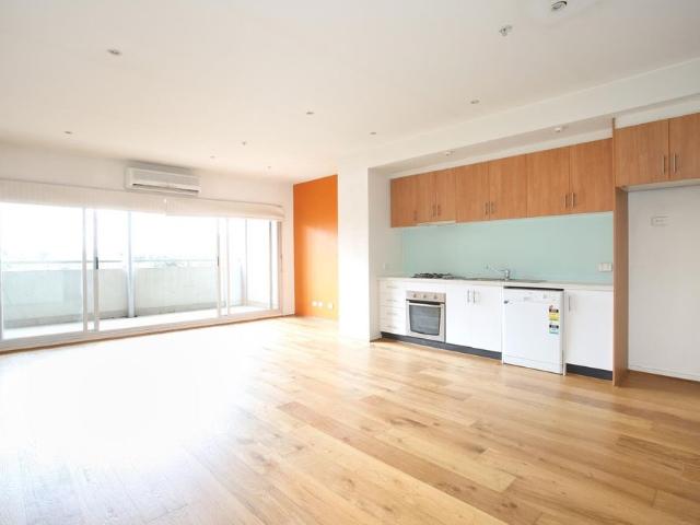 104/465 Macaulay Road, Kensington VIC 3031