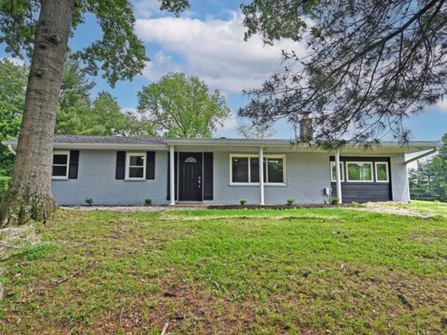1044 Merrell Rd, Hebron, KY 41048