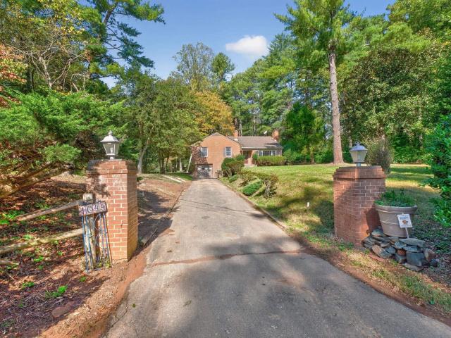 1044 milton dr