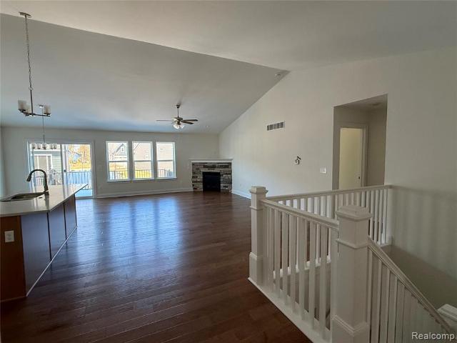 1044 Camellia Circle # 45