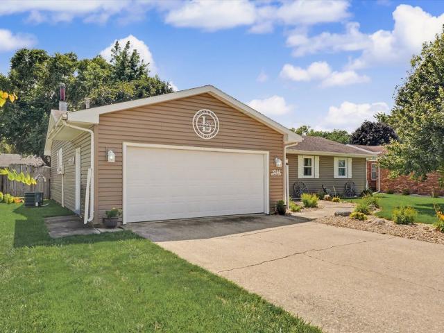1044 Pinecrest Drive