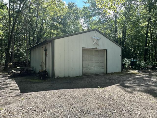 10450 N Tuttle Road