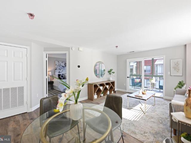 1045 N Utah Street # 2 701