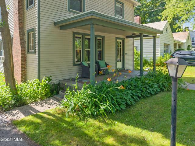 1045 Balltown Road