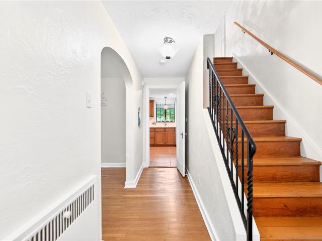 1045 Highland Avenue