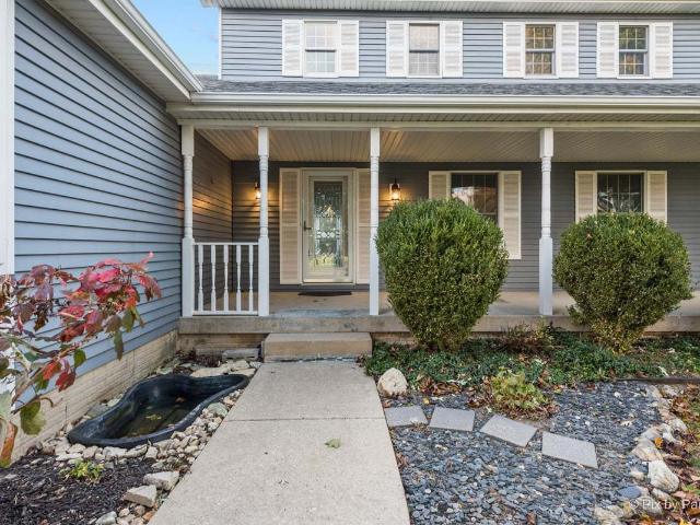 1045 Linda Lane