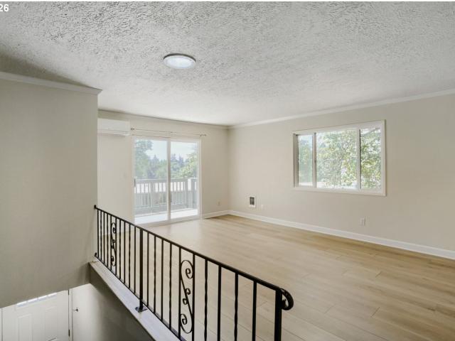 1045 sw bertha blvd # #7