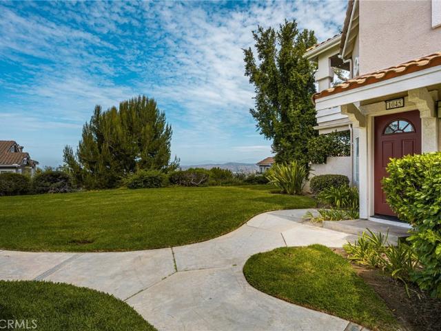 1045 S Daybreak Court