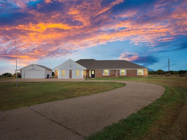1045 Shiloh Trail, China Spring, TX 76633 | MLS #228790
