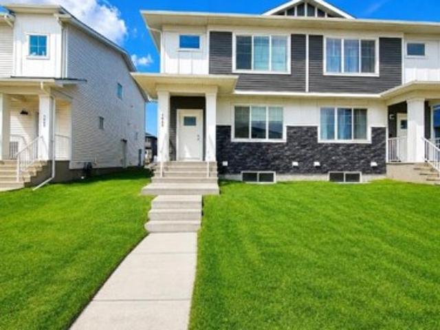 1045 West Lakeview Drive, Chestermere, AB, T1X 2T2 house for sale | Listing ID A2326 | Royal LePage