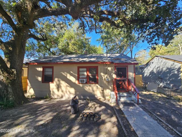 1045 Winthrop St, Jacksonville, FL 32206 | MLS #2129