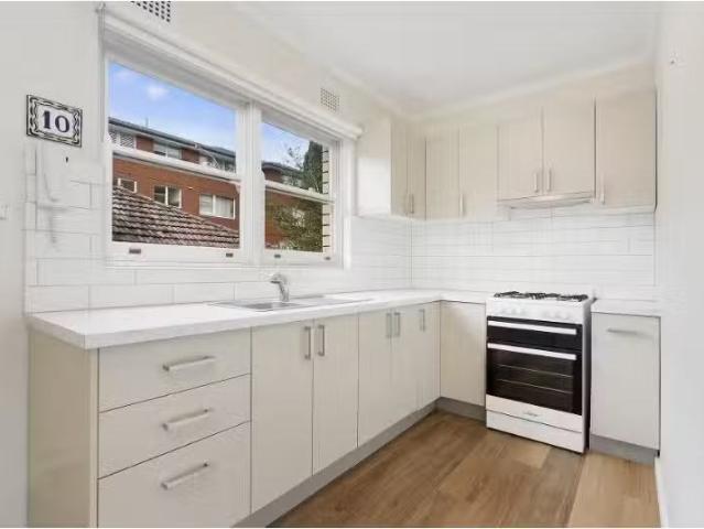 10/464 Military Road, Mosman Apartment for rent Listed by Coo.