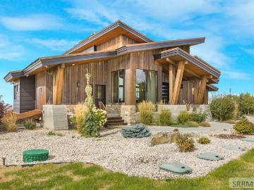 10465 Bluebird Rd, Rexburg, ID 83440 | MLS #2185