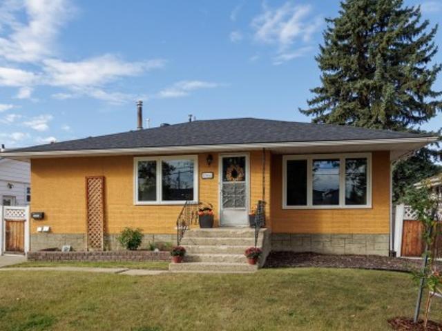 10466 Street Nw, Edmonton, AB, T5P 3A7 house for sale | Listing ID E4512 | Royal LePage