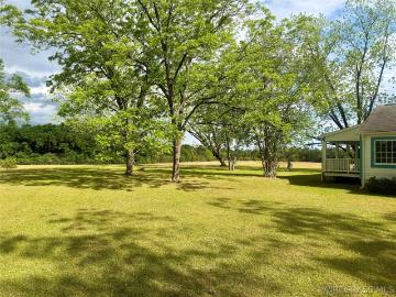 1046 Antioch Circle