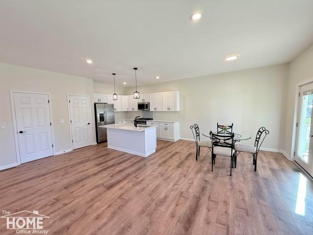 1046 S Pearce Street