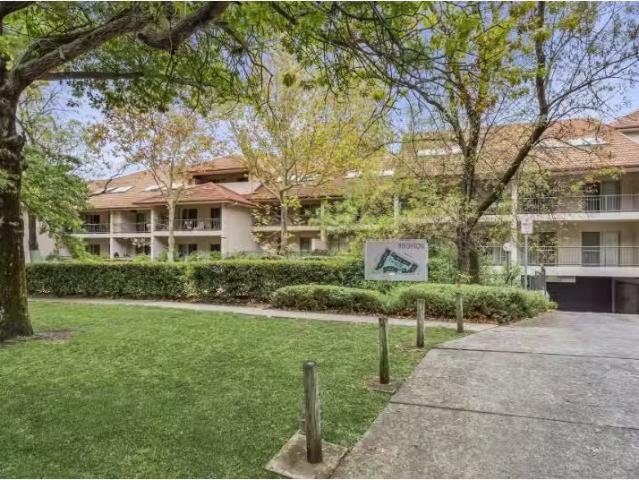 104/72 Wentworth Avenue, Kingston Apartment for rent Listed b.