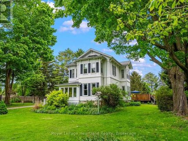 1047 Gibson Street, Howick, ON, N0G 2X0 house for sale | Listing ID X13735 | Royal LePage