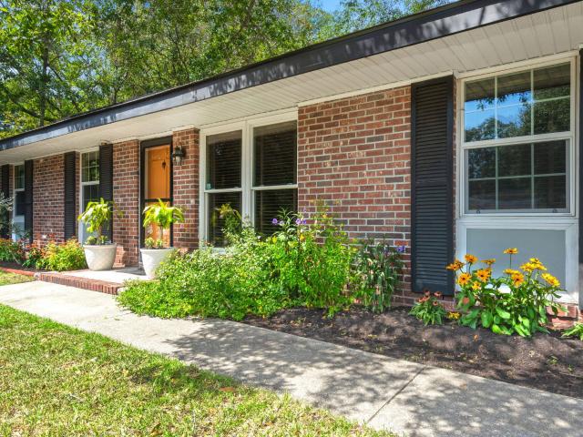 1047 Honeysuckle Lane