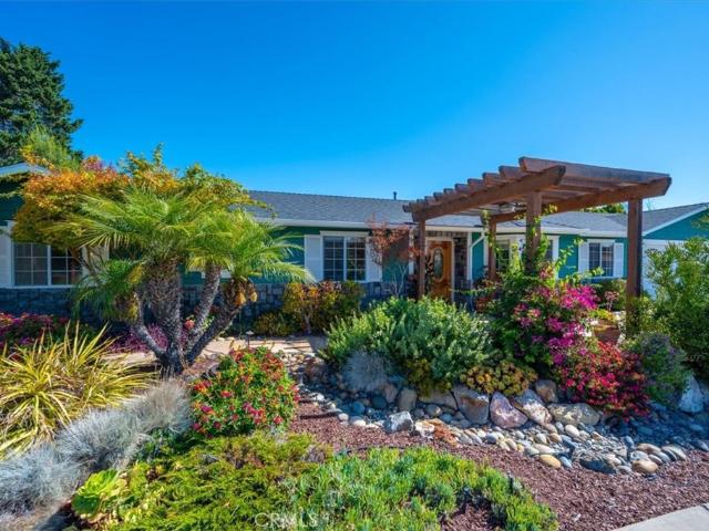1047 Robin Circle