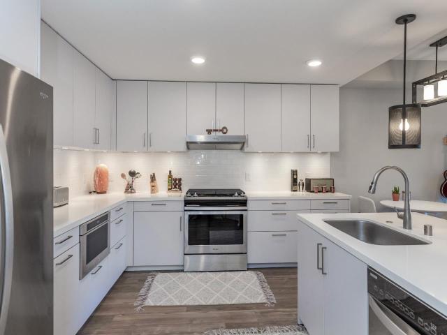 1048 Monroe Street 207