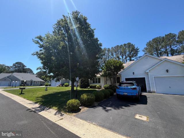 1048 E Schumaker Manor Drive