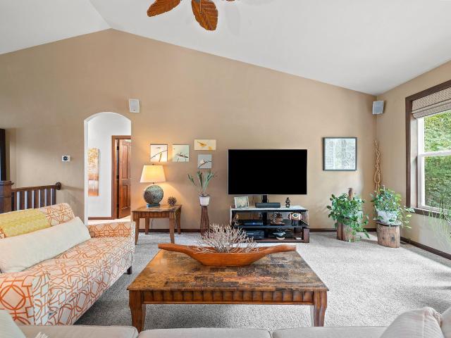 1048 faversham way