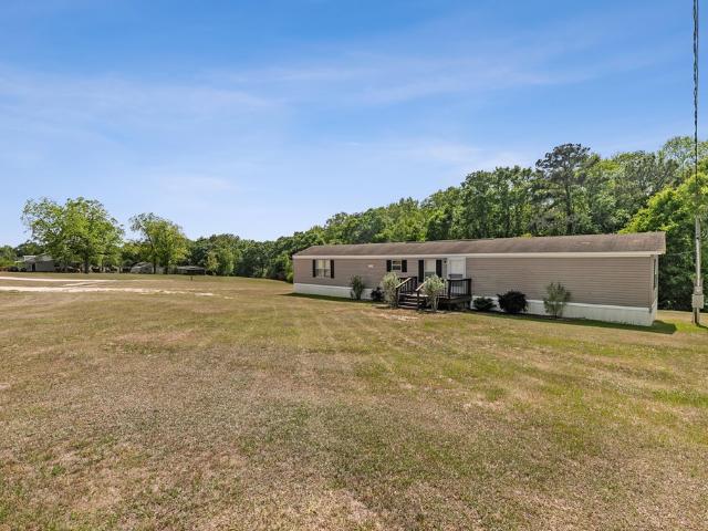 1048 Hubbard Road