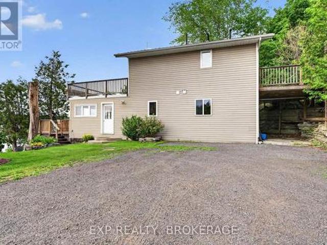 1048 Lark Lane, Frontenac South, ON, K0H 1X0 house for sale | Listing ID X13494 | Royal LePage