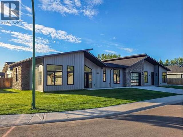 1048 Parkside Avenue, Smithers, BC, V0J 2N0 house for sale | Listing ID R3139 | Royal LePage