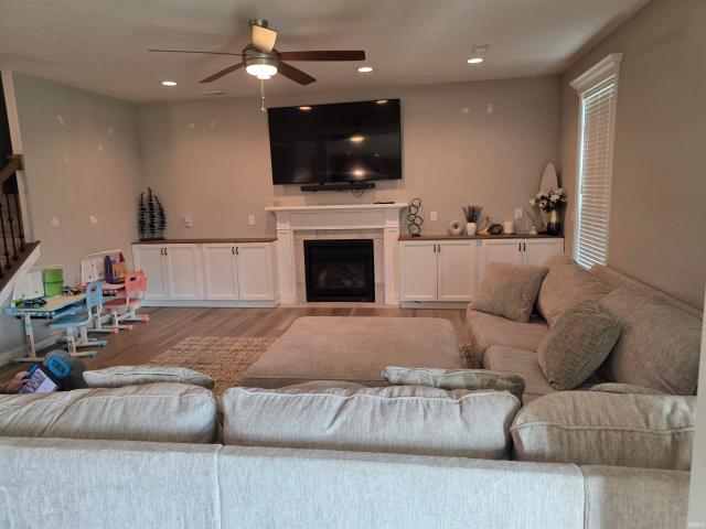 1049 Chesapeake Cove Drive