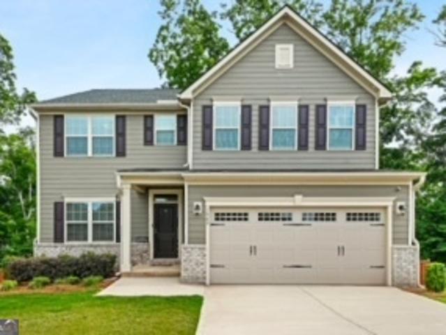 1049 Climbing Rose Way
